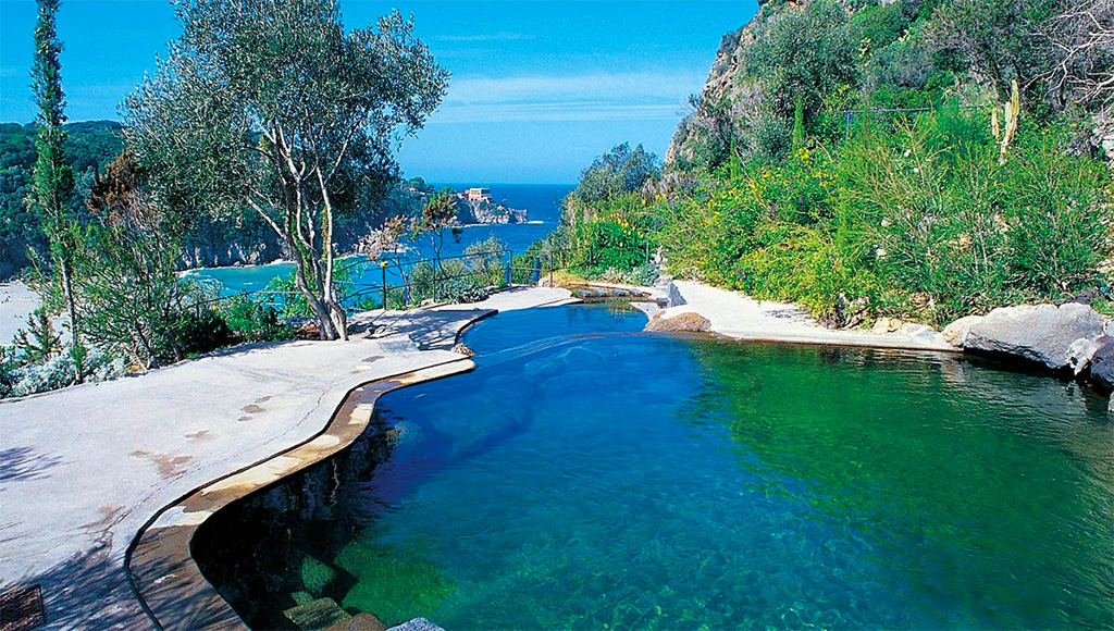 Viaggiare a Ischia, quali sono le località da non perdere